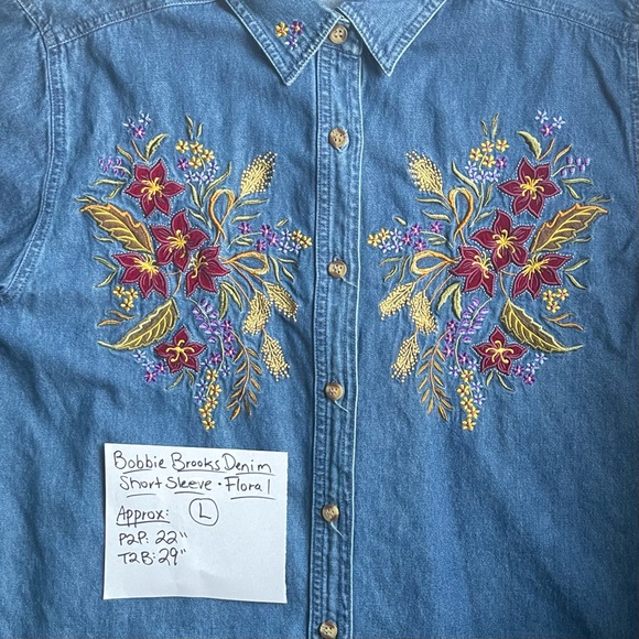 Vintage Bobbie Brooks Denim Short Sleeve - Embroidered Flowers - Size Large - Picture 2 of 14